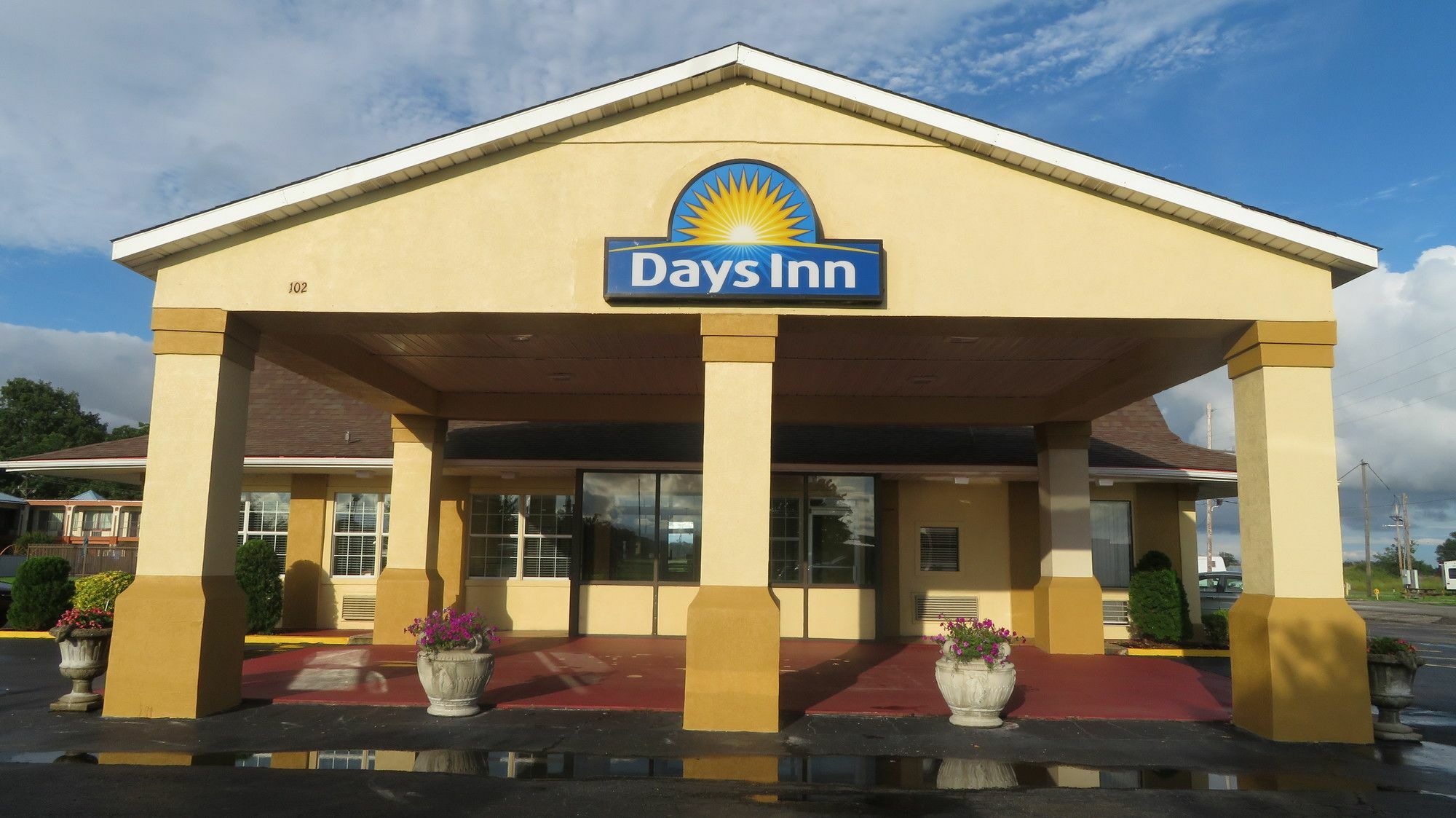 Days Inn By Wyndham Блайтвіль Екстер'єр фото